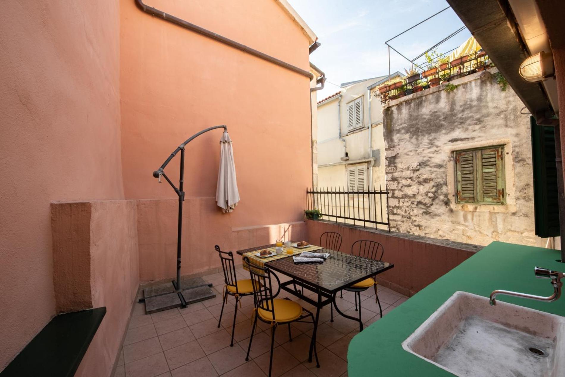 Duplex With Terrace In The City Centar Split Kültér fotó